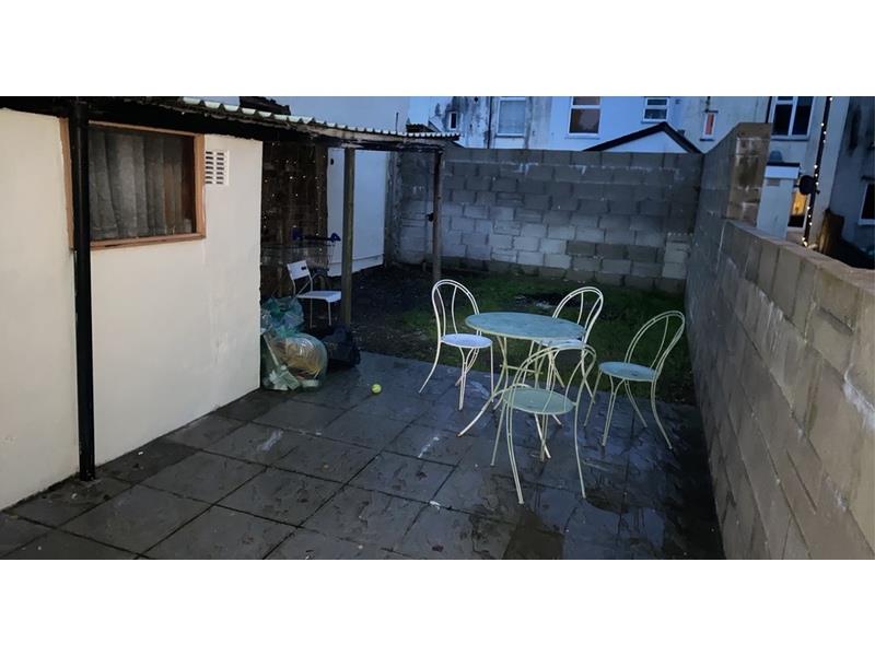 7 bed property in Coburn Street, Cardiff
